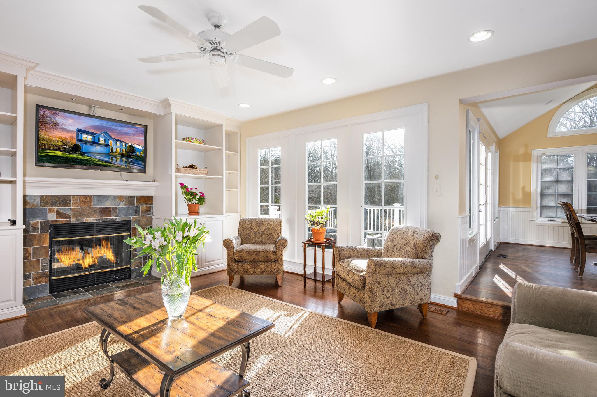 STONEBRIDGE - Residential