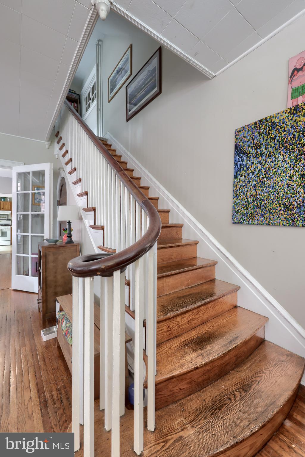 138 N MULBERRY STREET