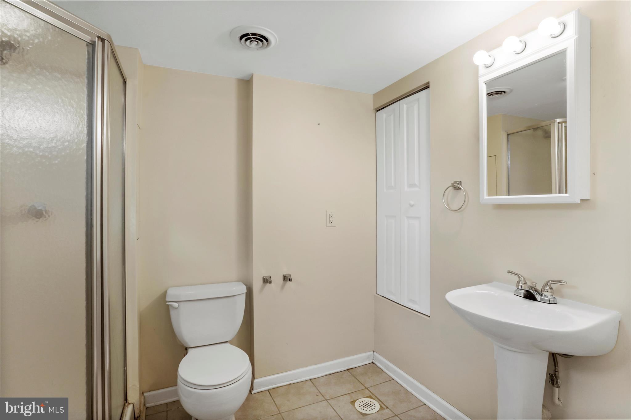 KNOBLEY ESTATES - Residential