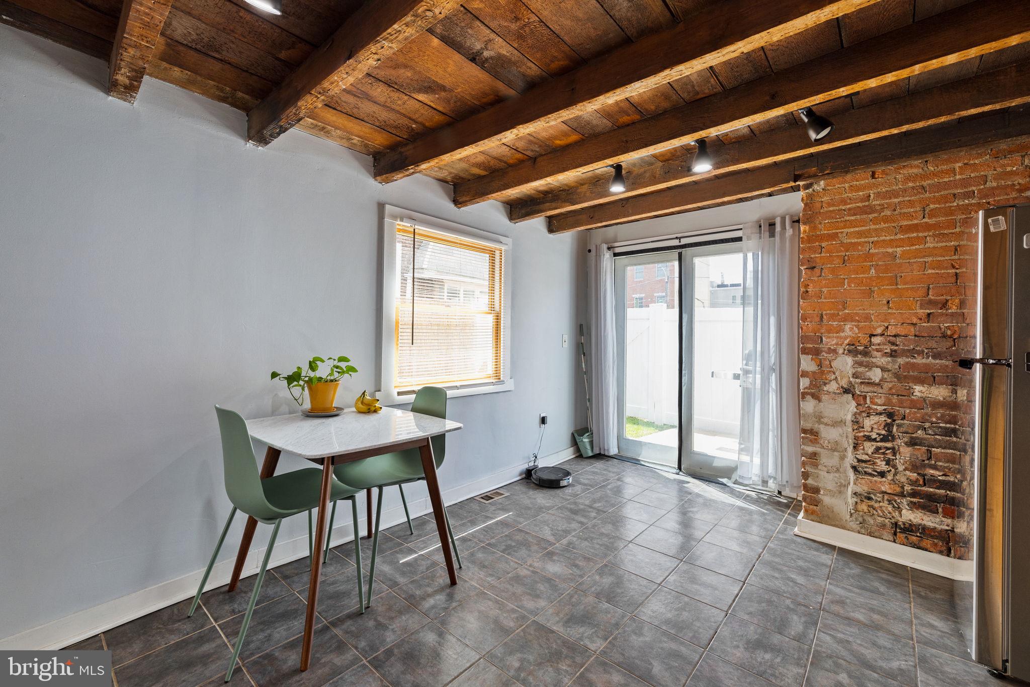 FISHTOWN - Residential Lease