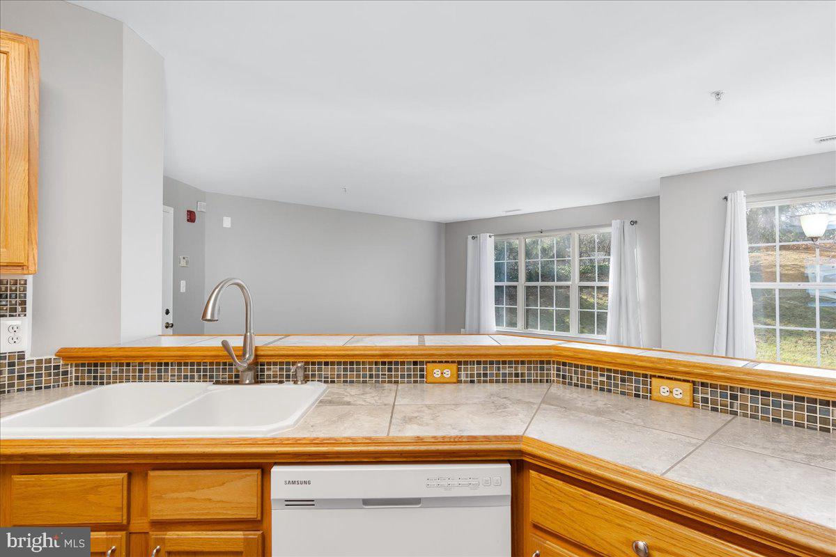 POTOMAC RIDGE - Residential