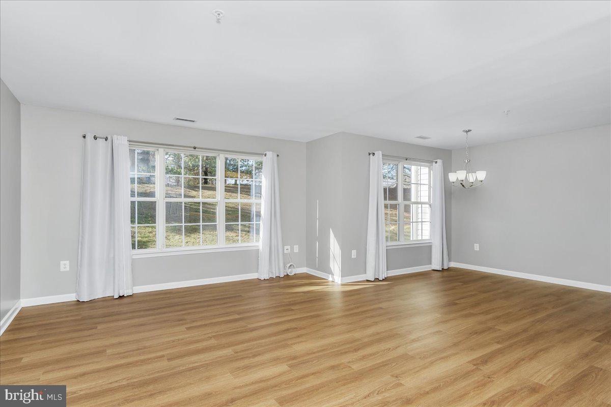 POTOMAC RIDGE - Residential