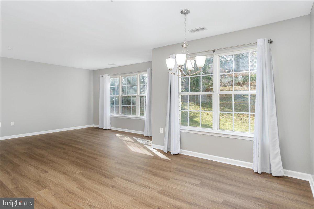 POTOMAC RIDGE - Residential