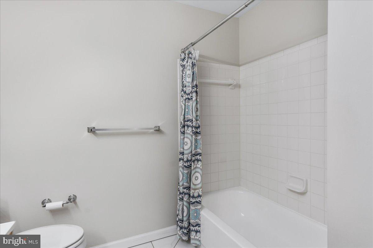 POTOMAC RIDGE - Residential