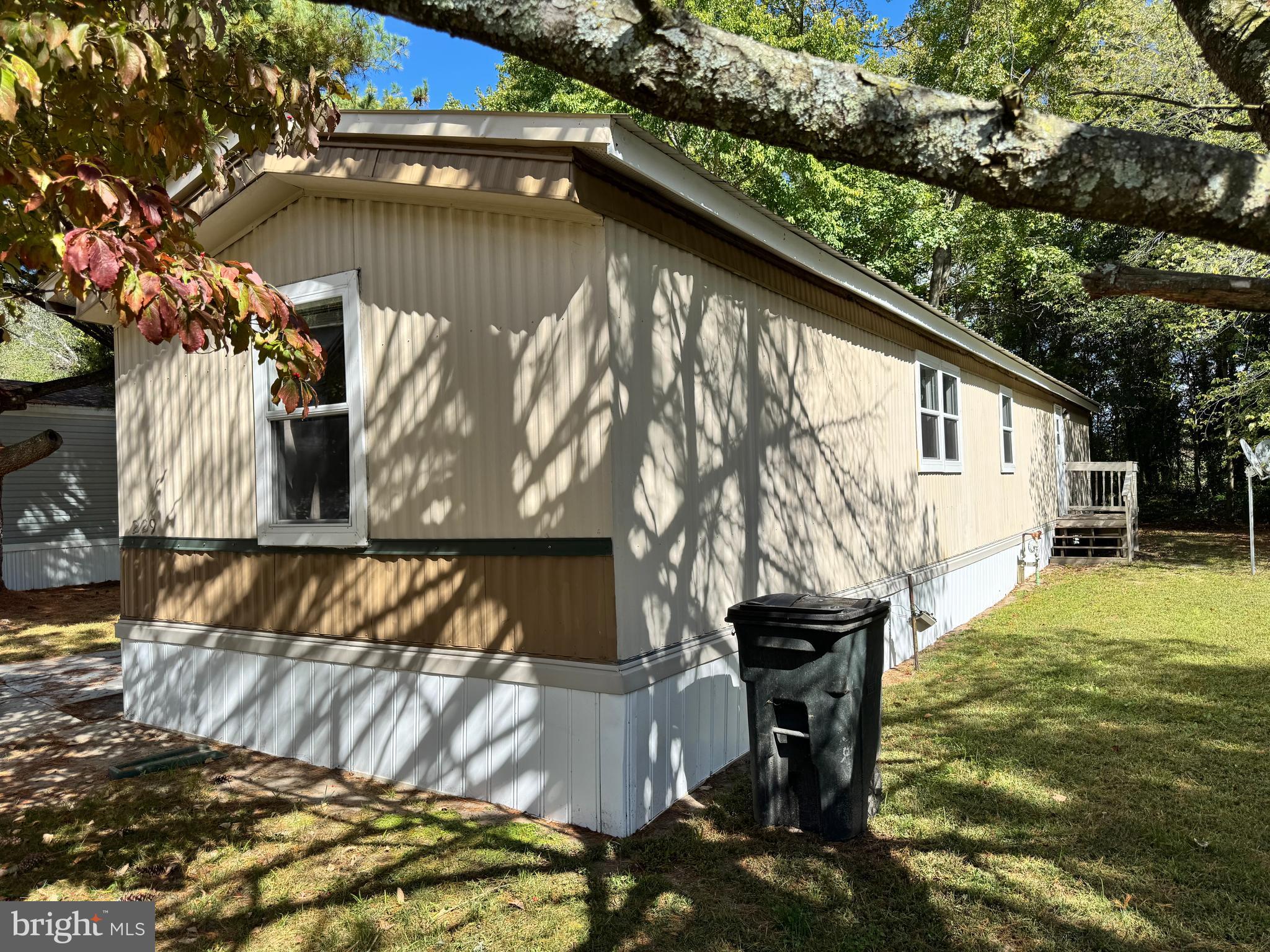 229 SAND CASTLE BOULEVARD