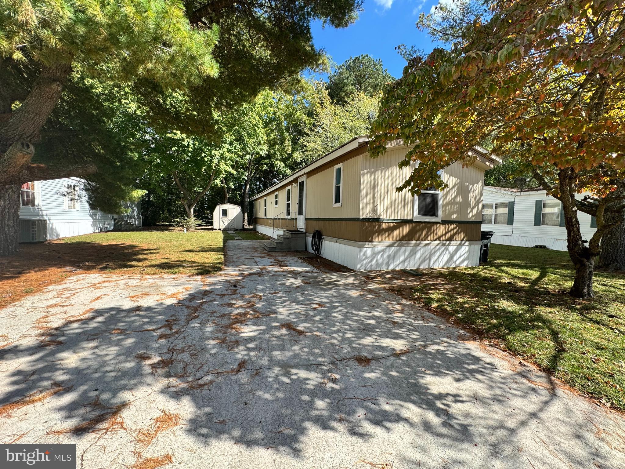 229 SAND CASTLE BOULEVARD