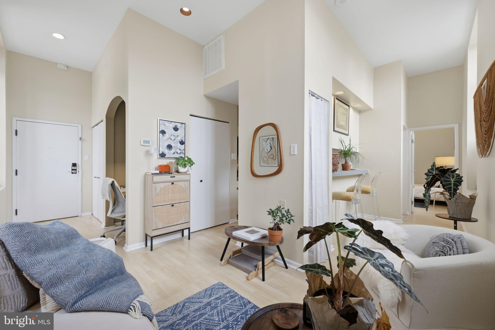 SPRING GARDEN - Residential