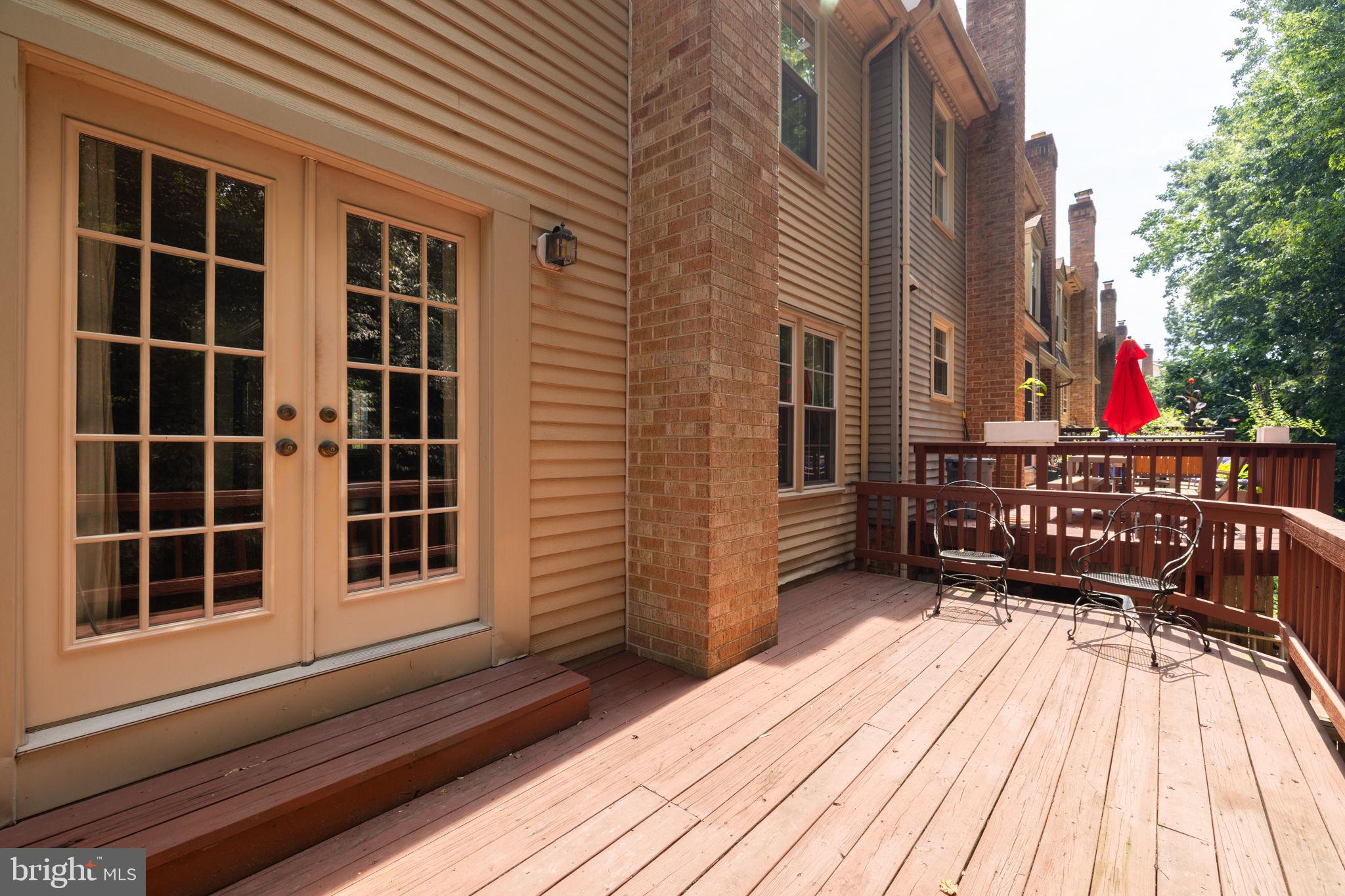 WILLOW CREEK - Residential