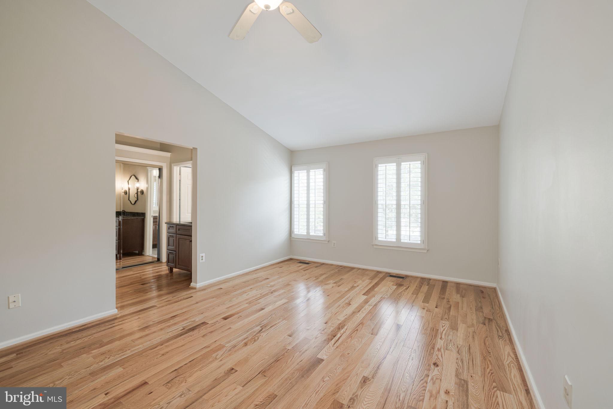 WILLOW CREEK - Residential