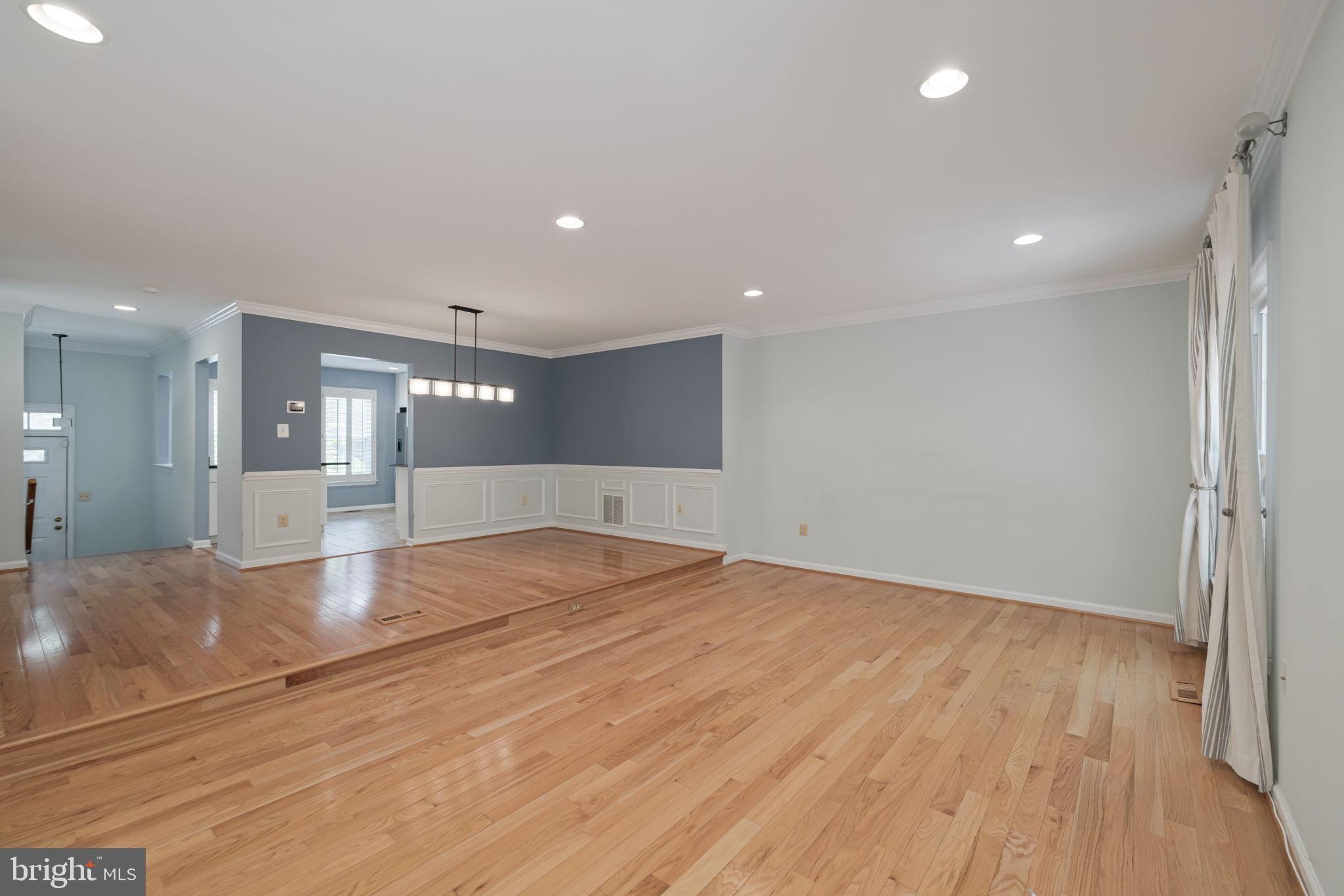 WILLOW CREEK - Residential