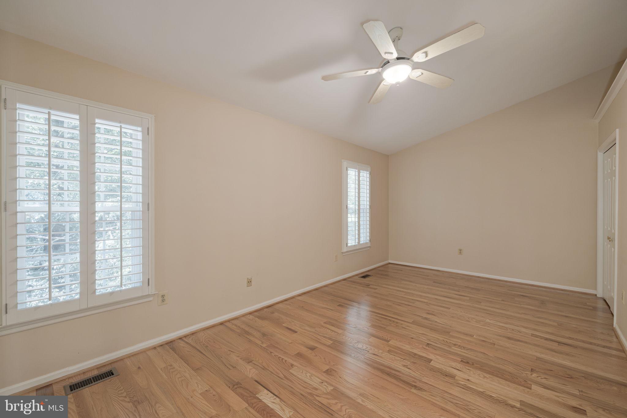 WILLOW CREEK - Residential