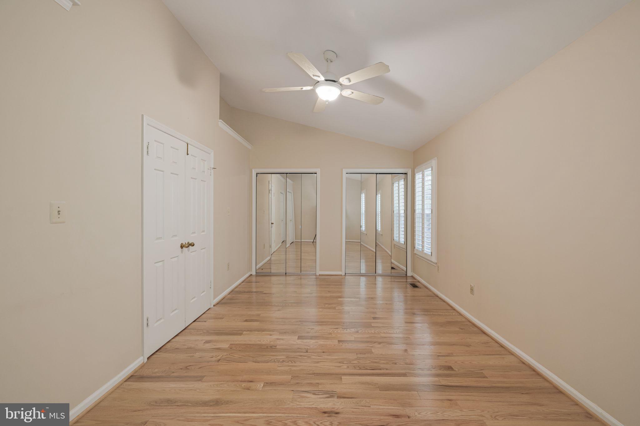 WILLOW CREEK - Residential