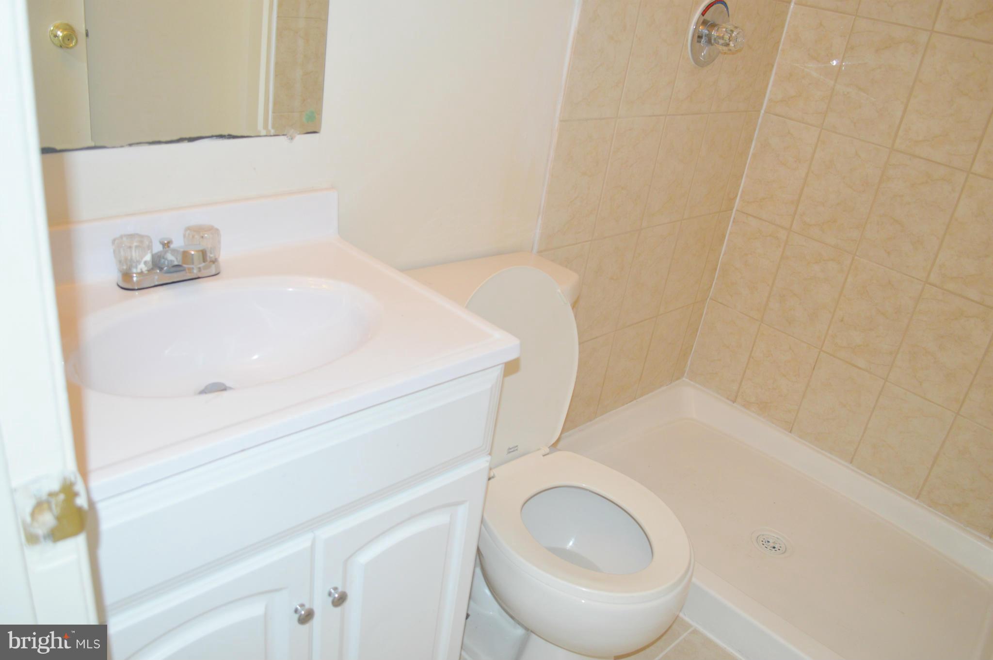 LAKE RIDGE - Residential Lease