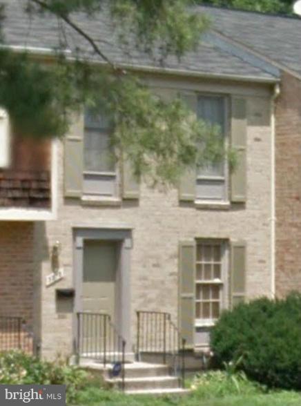 LAKE RIDGE - Residential Lease