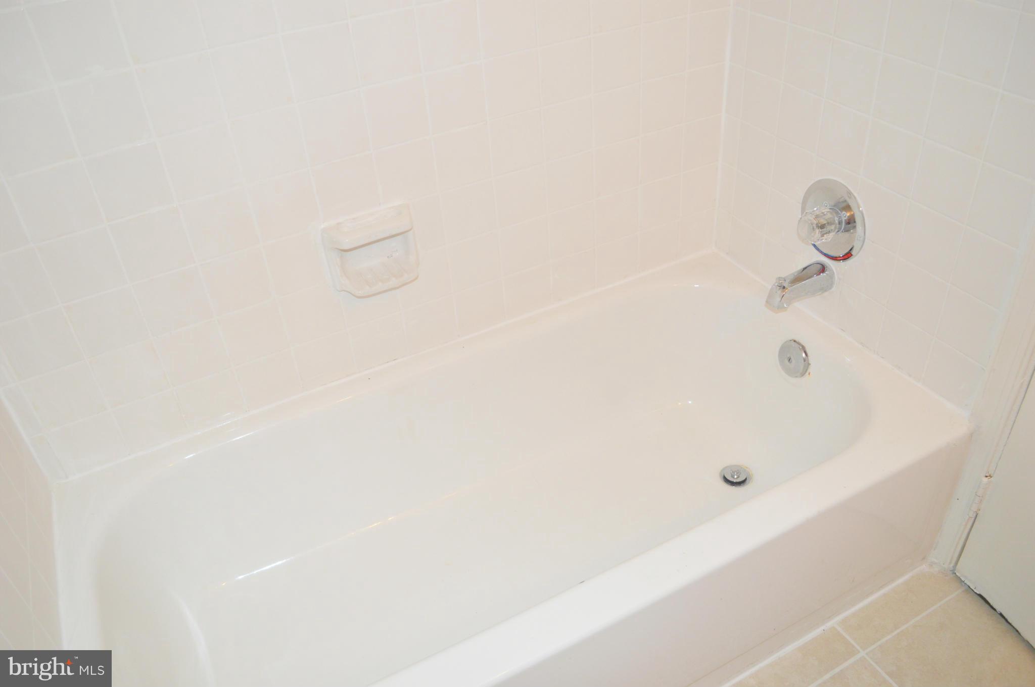 LAKE RIDGE - Residential Lease