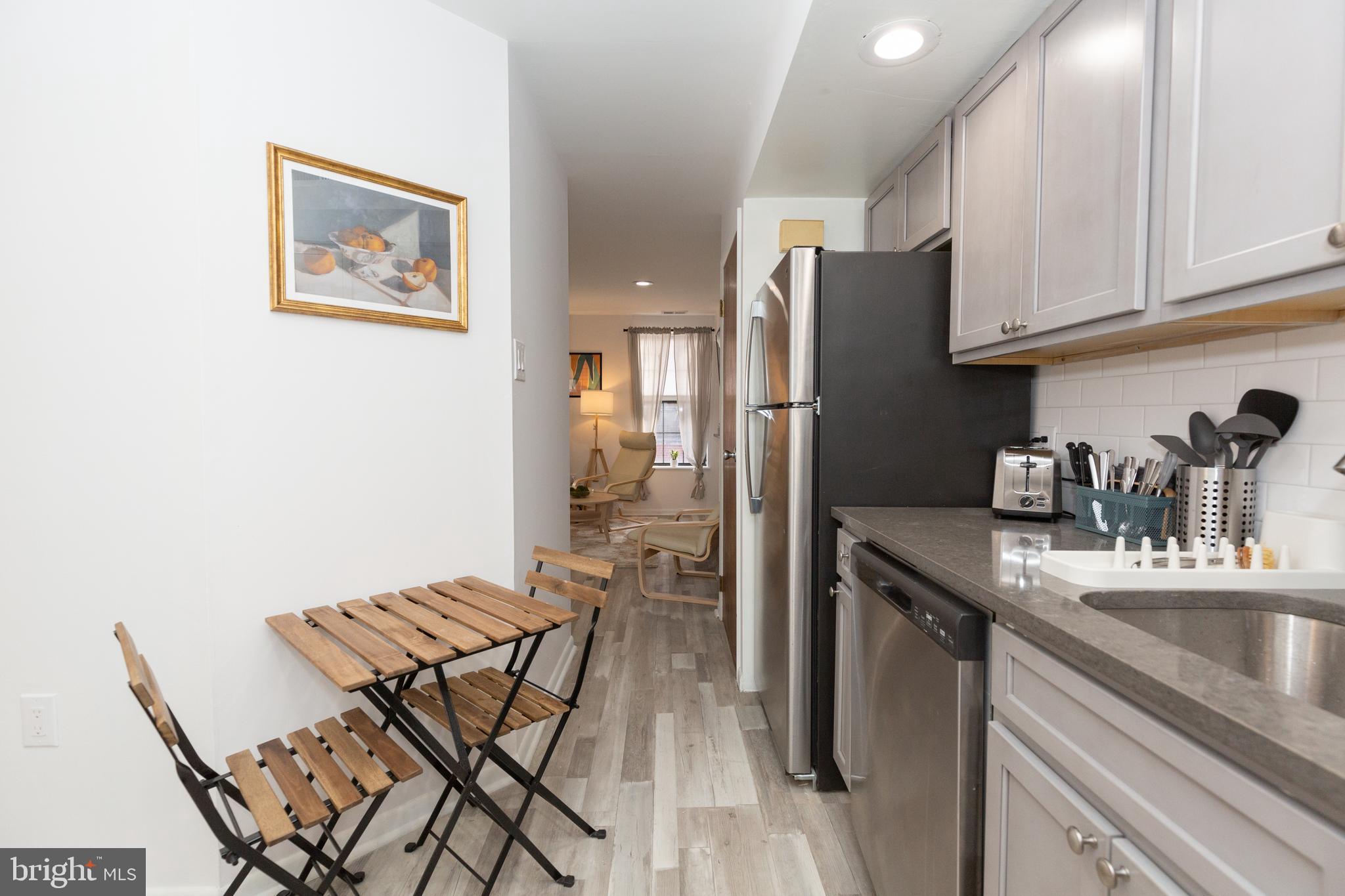 GRADUATE HOSPITAL - Residential Lease