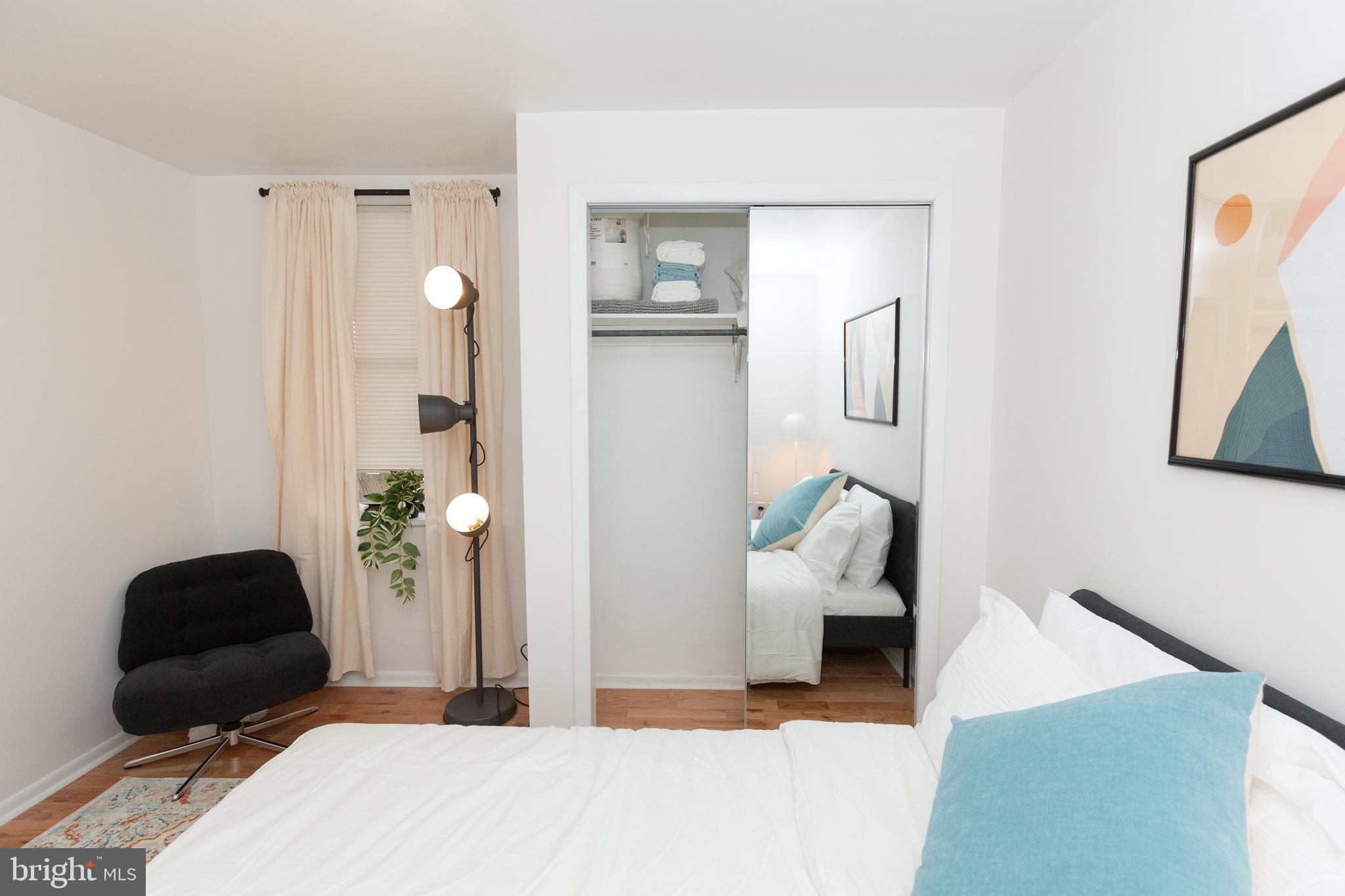 GRADUATE HOSPITAL - Residential Lease