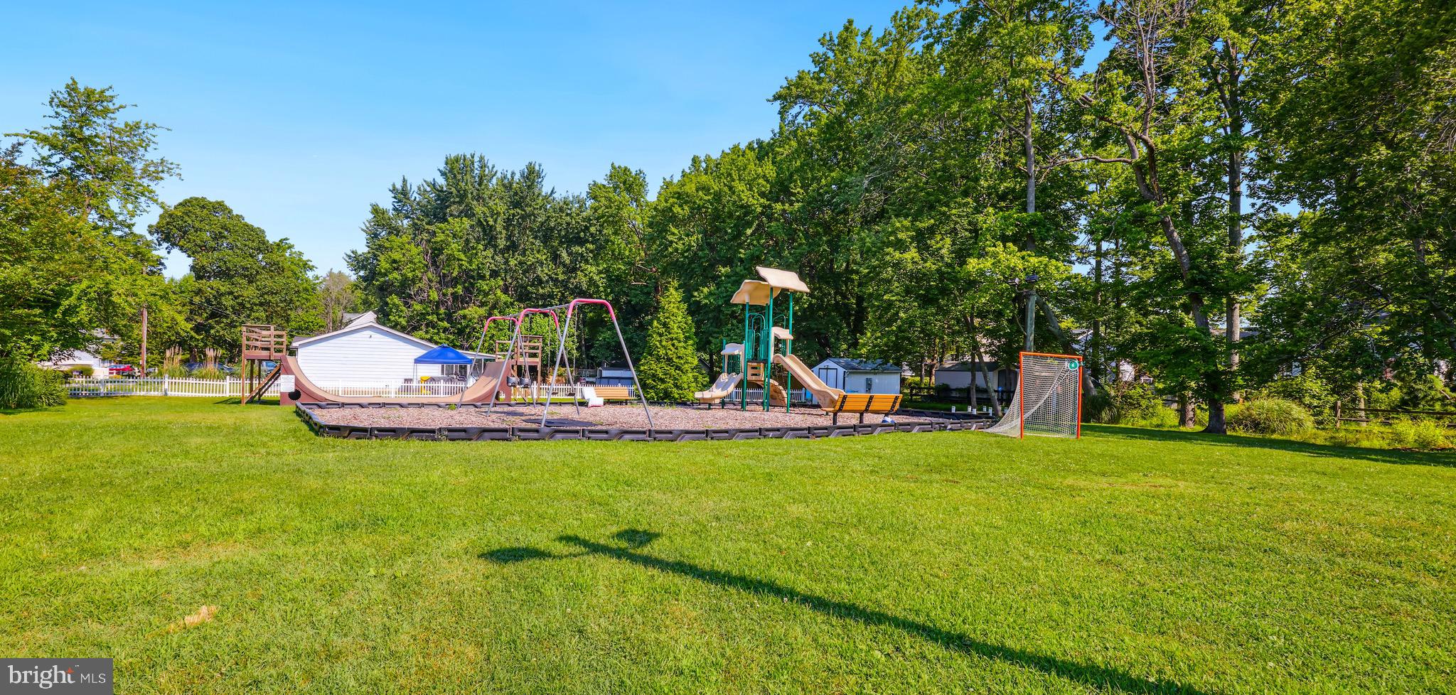 OYSTER HARBOR - Residential