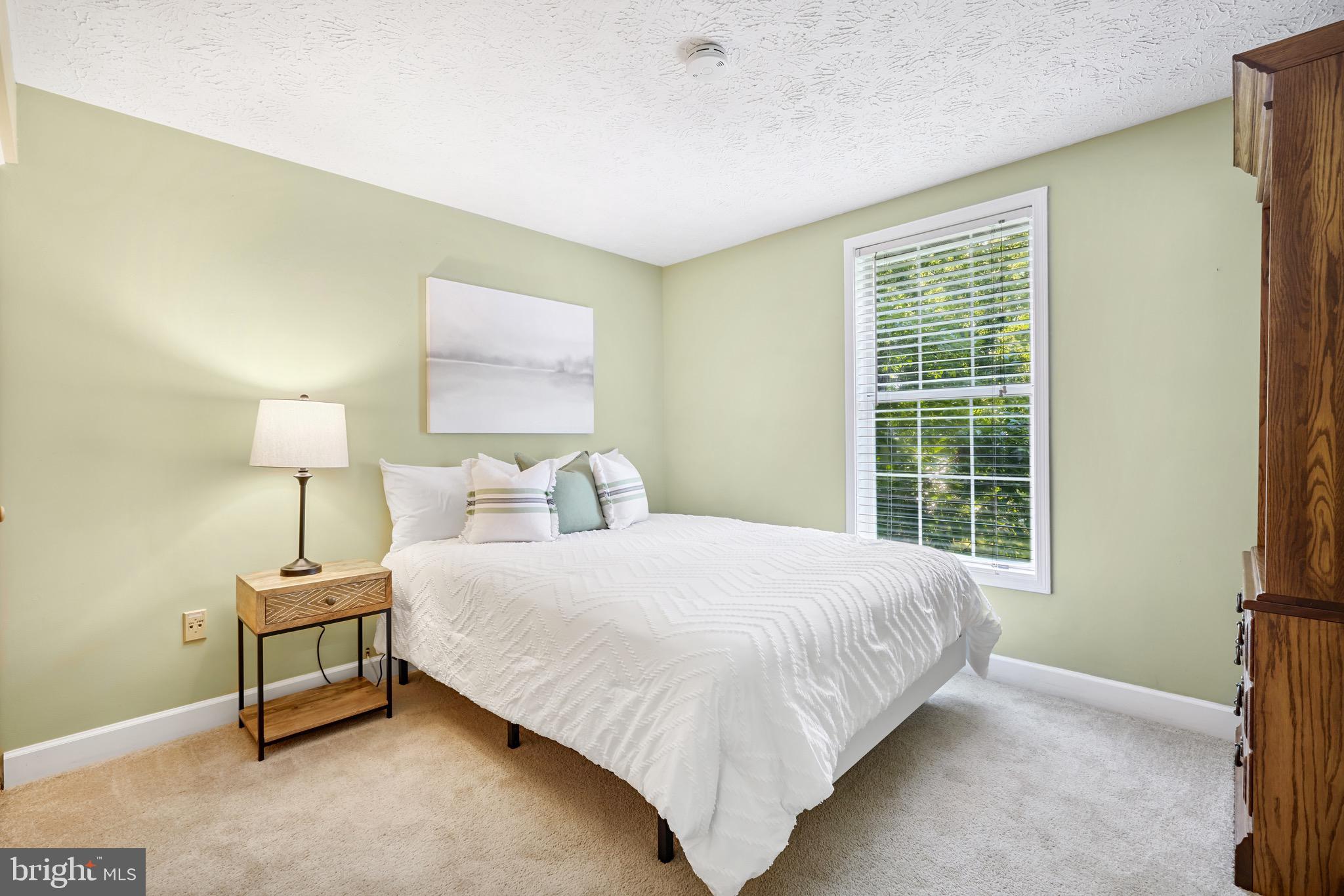 OYSTER HARBOR - Residential