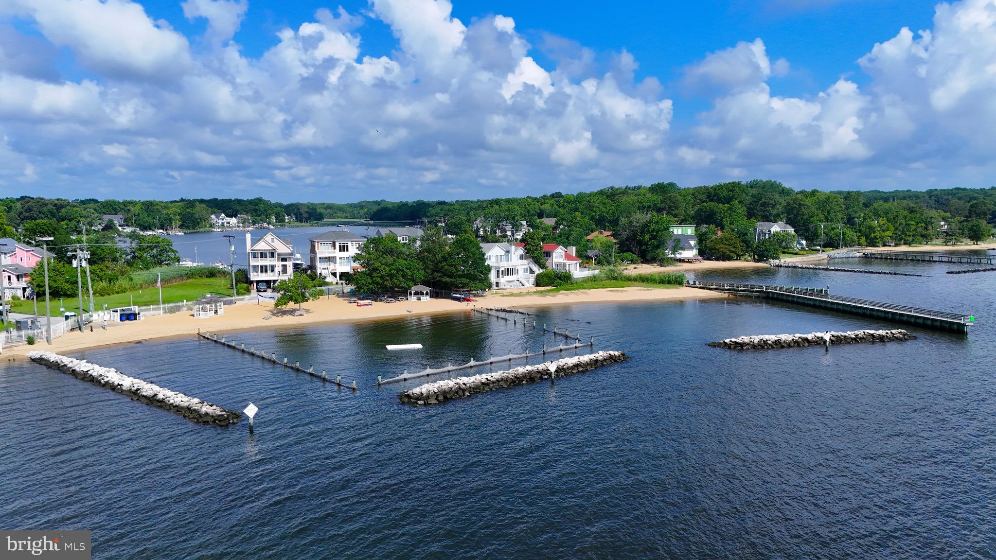 OYSTER HARBOR - Residential