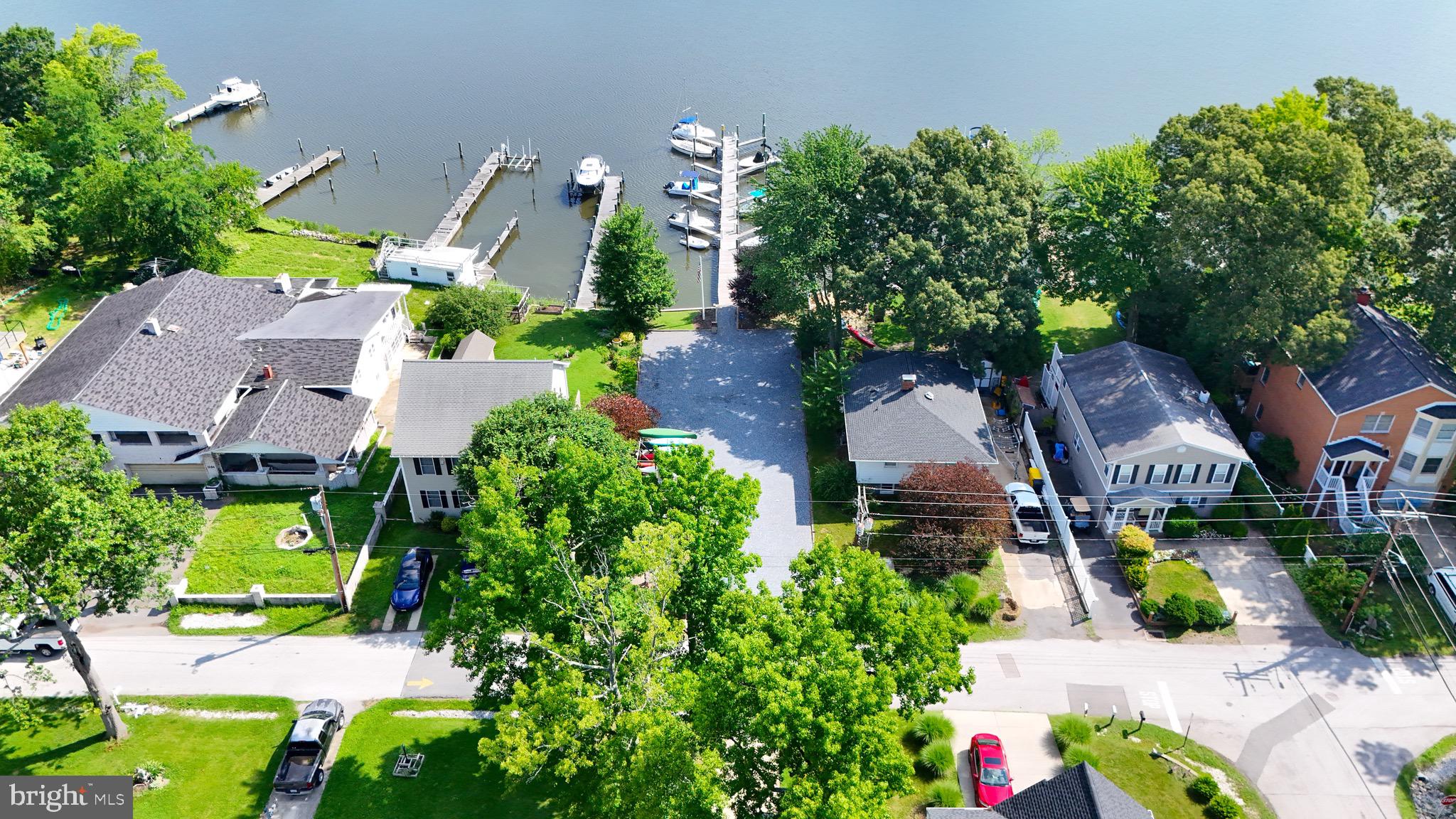 OYSTER HARBOR - Residential