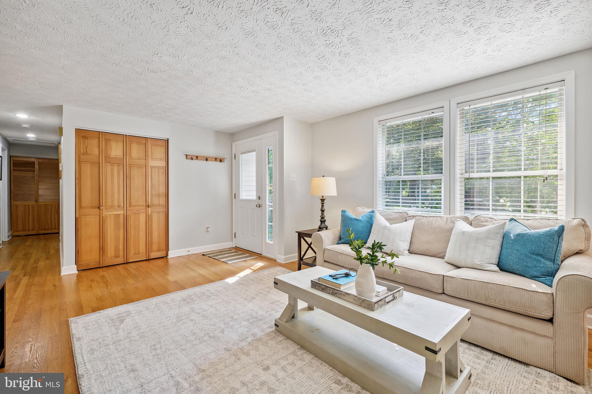 OYSTER HARBOR - Residential