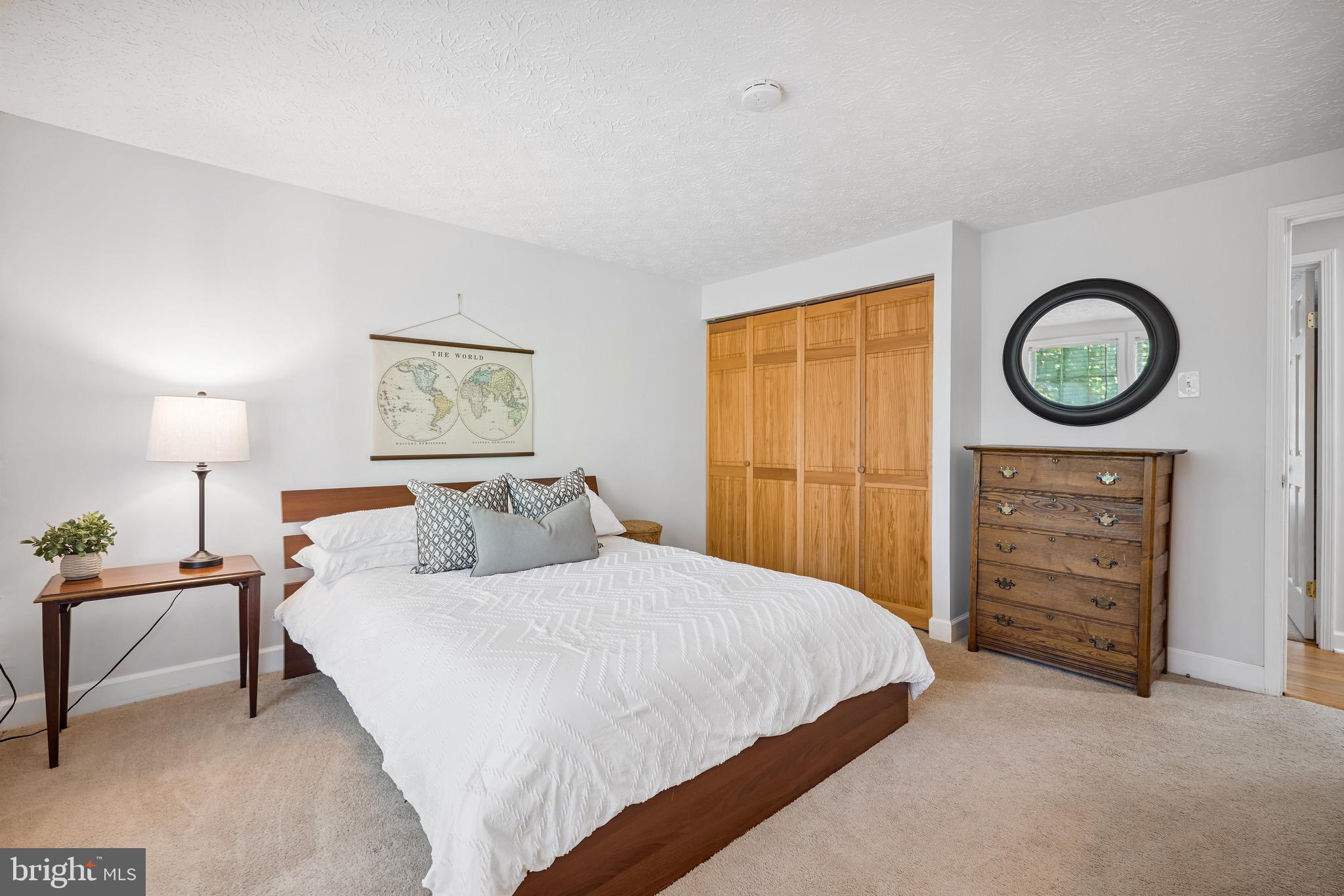 OYSTER HARBOR - Residential