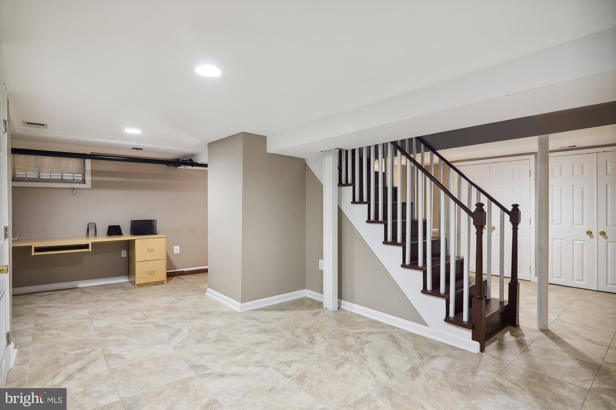 CHILLUM - Residential Lease