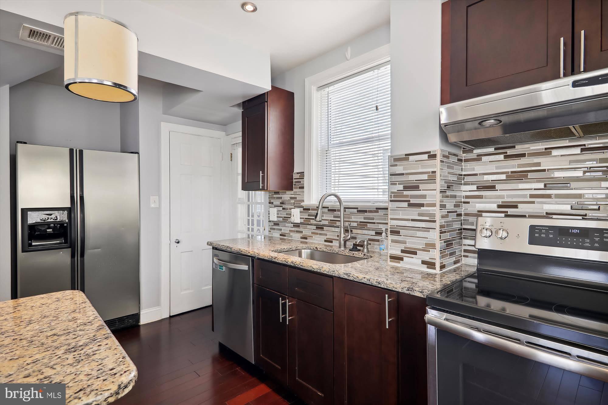 CHILLUM - Residential Lease