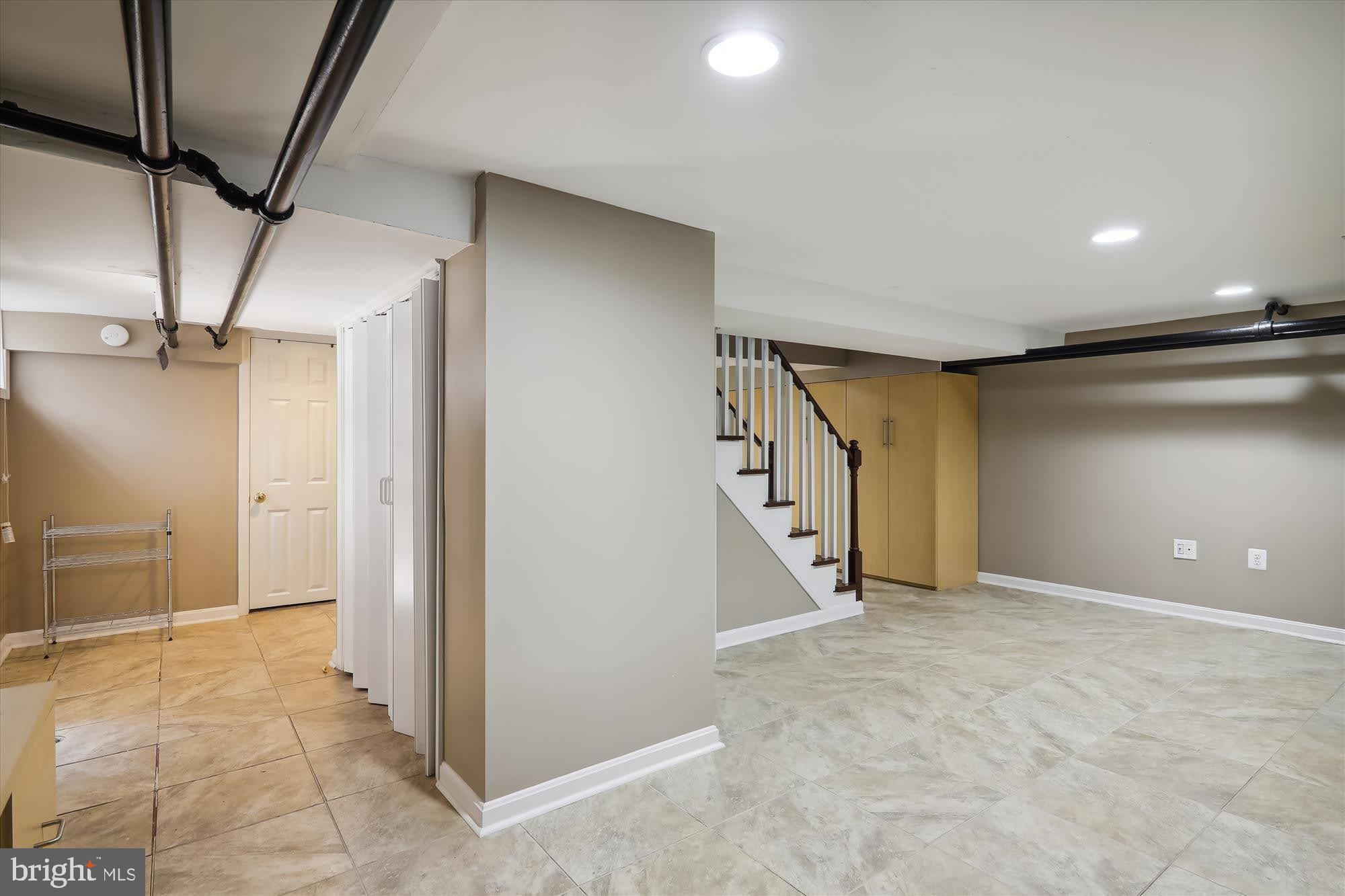 CHILLUM - Residential Lease