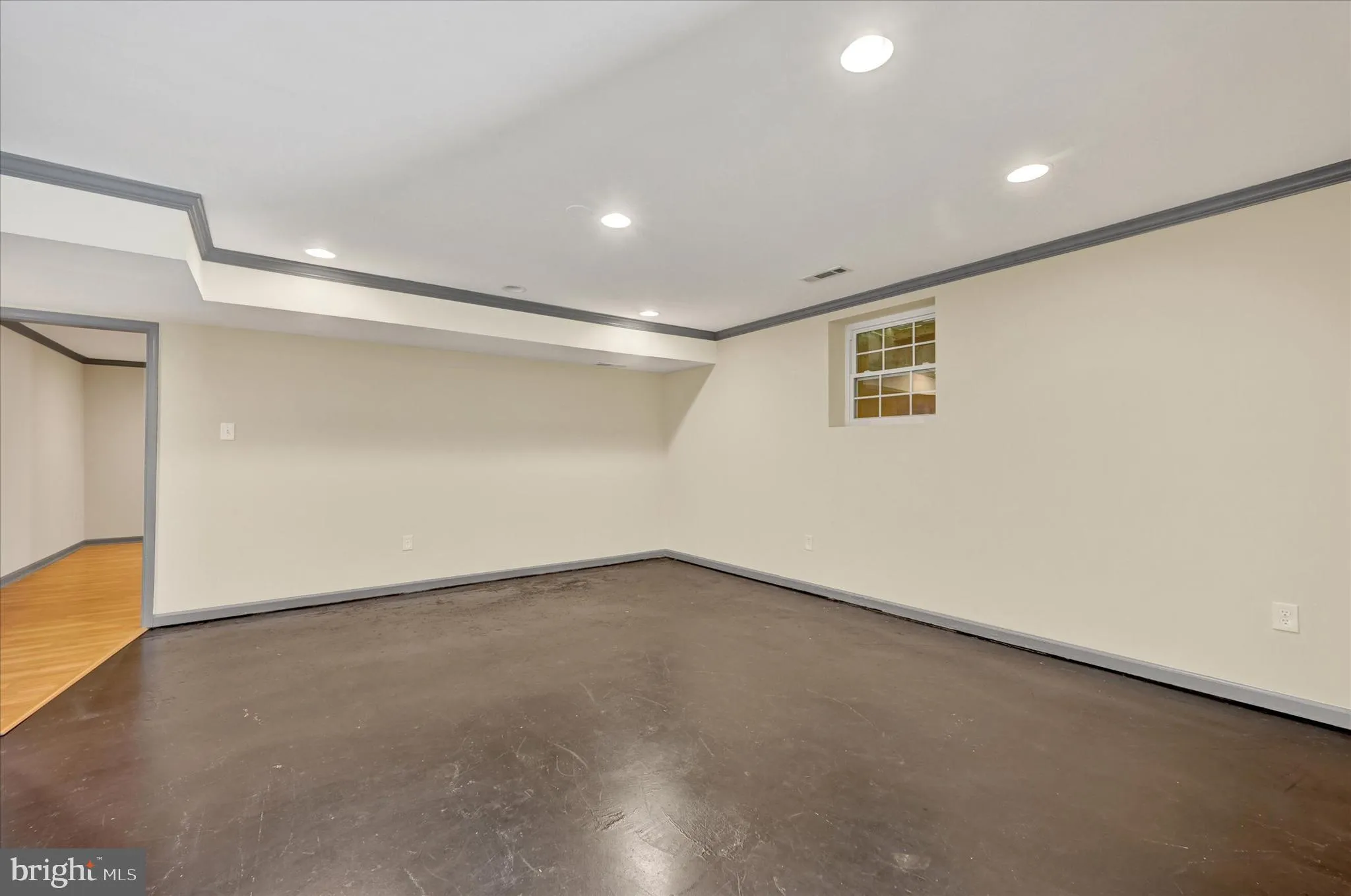 Gambrills, Maryland 21054, United States, 5 Bedrooms Bedrooms, ,4 BathroomsBathrooms,Residential,Active,49948