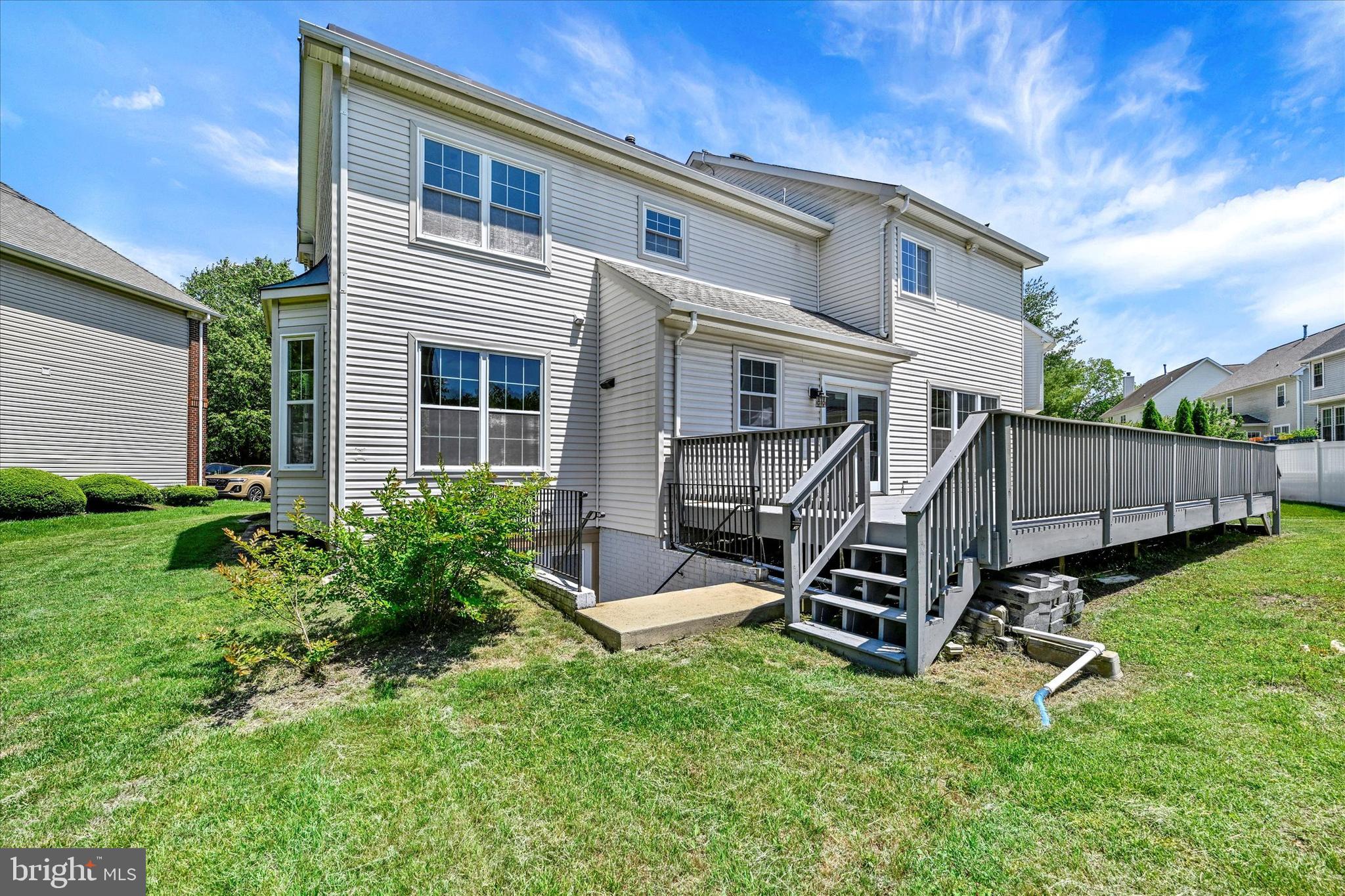 912 GUNNISON COURT