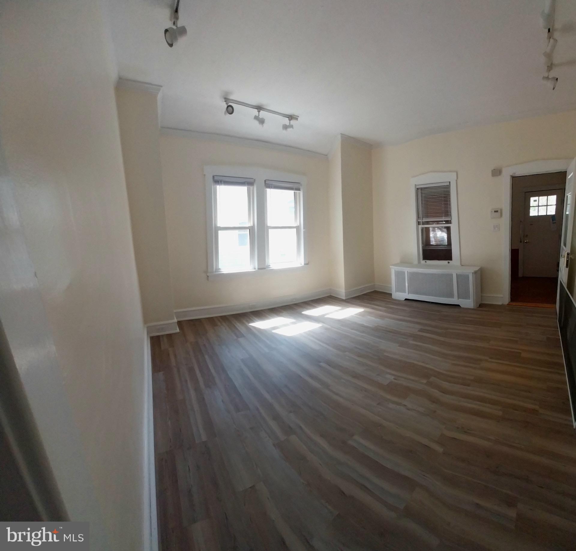 220 LINDEN
