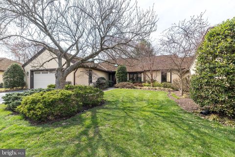 Townhouse For Sale - 11 Steeplechase Lane<br/> BLUE BELL, PA 19422