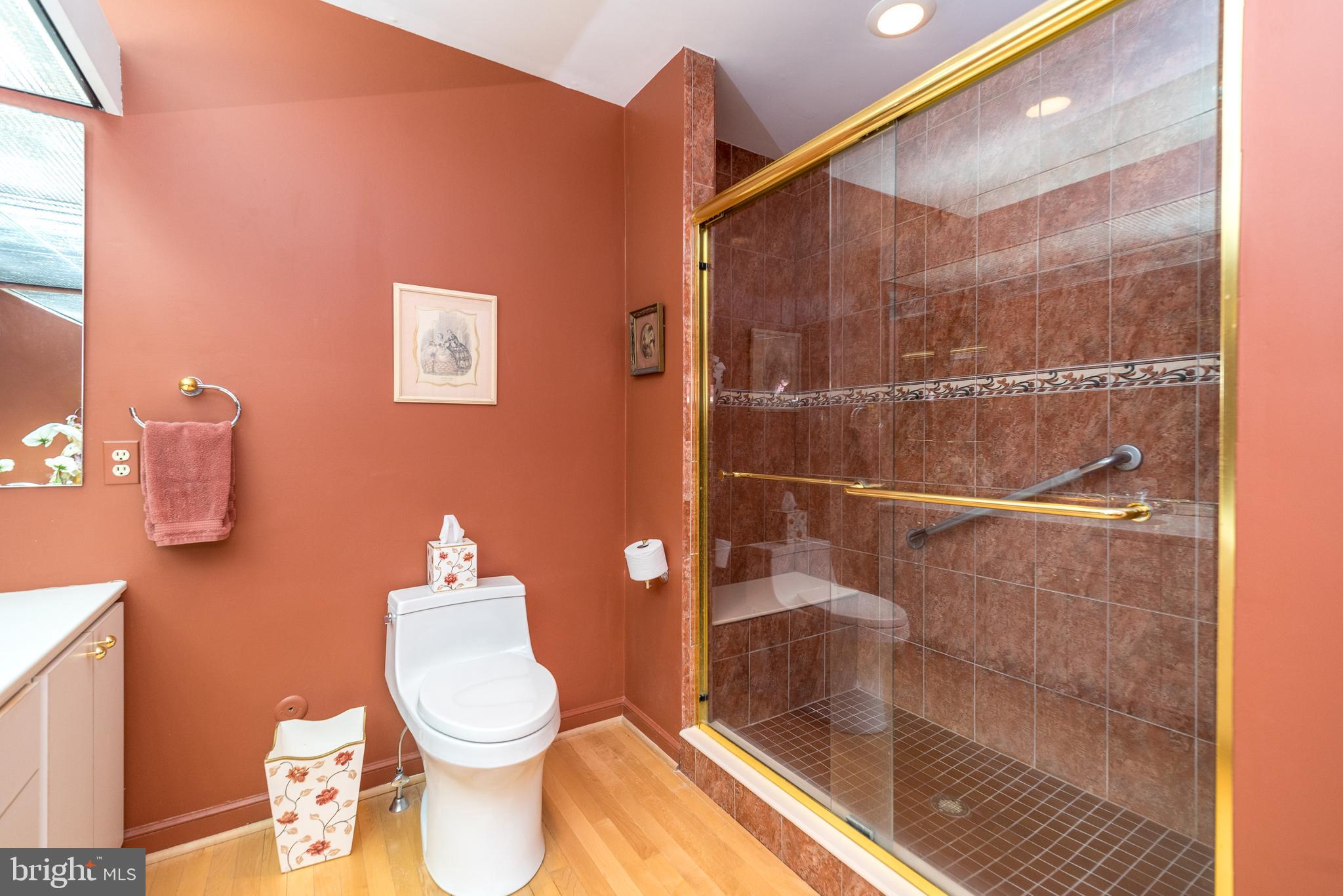 WHITPAIN FARM - Residential