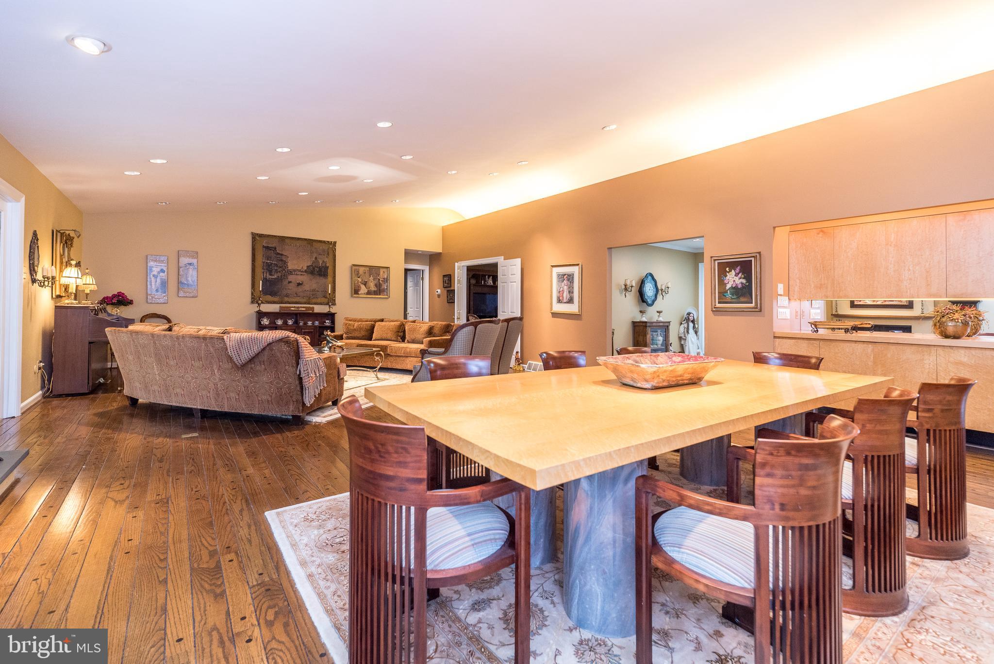 WHITPAIN FARM - Residential