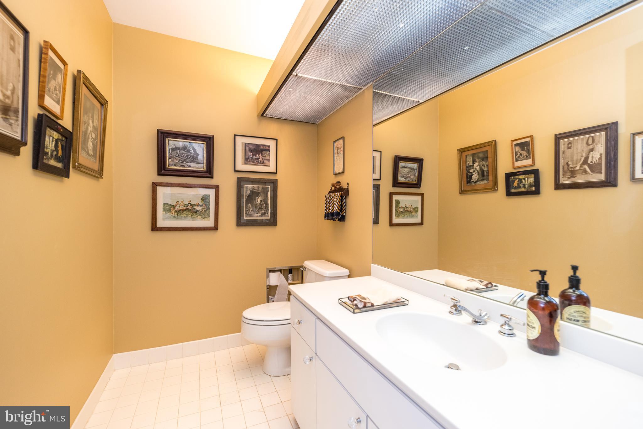 WHITPAIN FARM - Residential