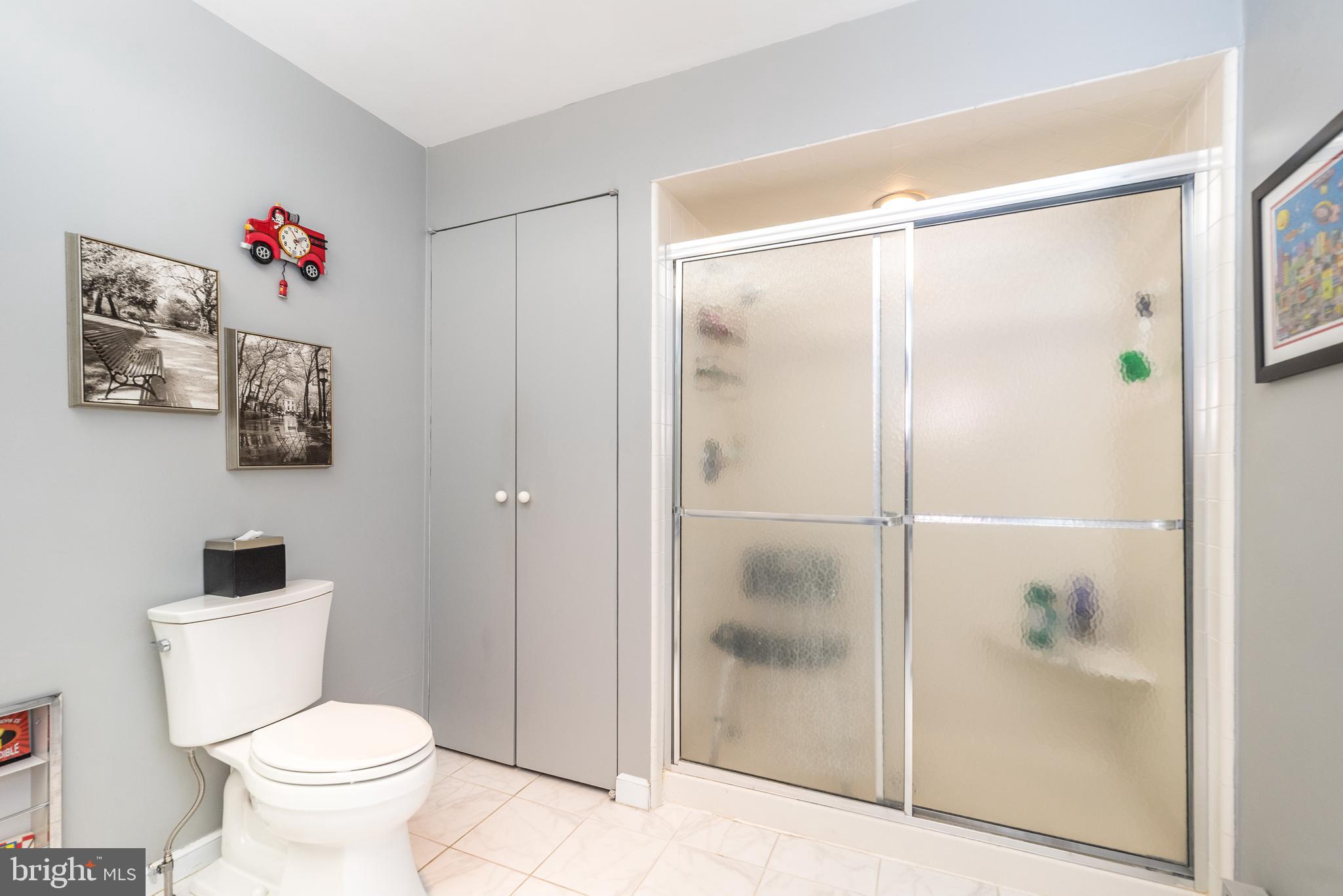 WHITPAIN FARM - Residential