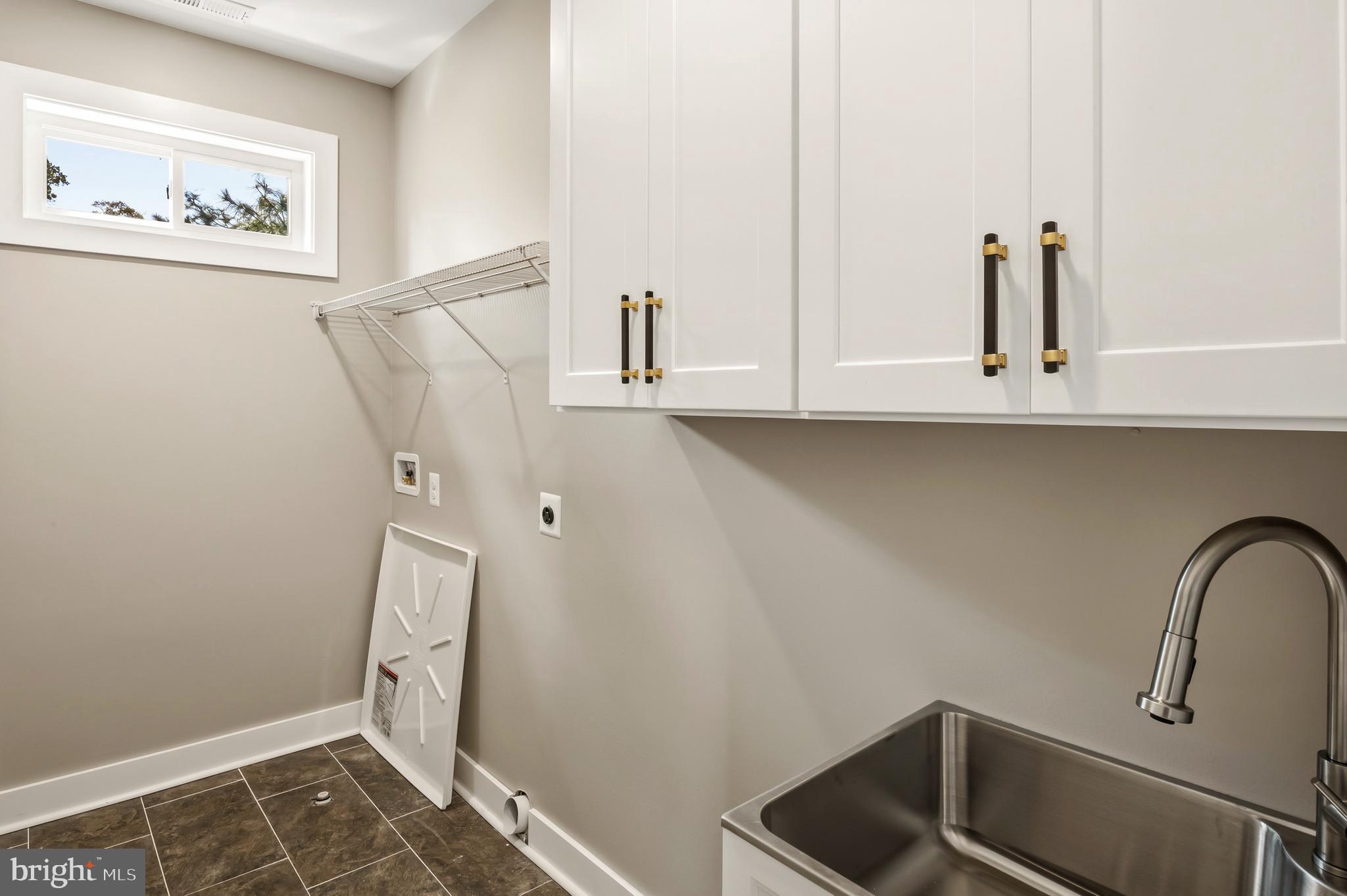 CARROLLTON MANOR - Residential