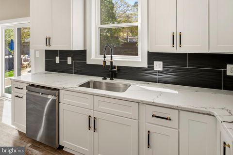 Tiny photo for 584 Park Road, SEVERNA PARK, MD 21146 (MLS # MDAA2131862)
