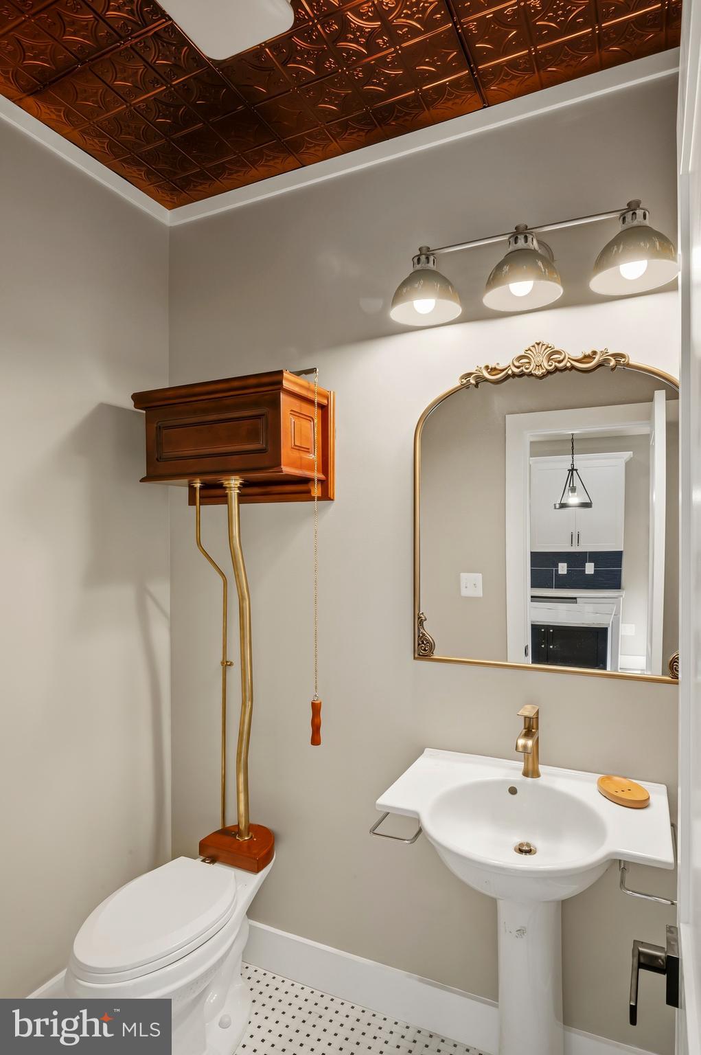 CARROLLTON MANOR - Residential