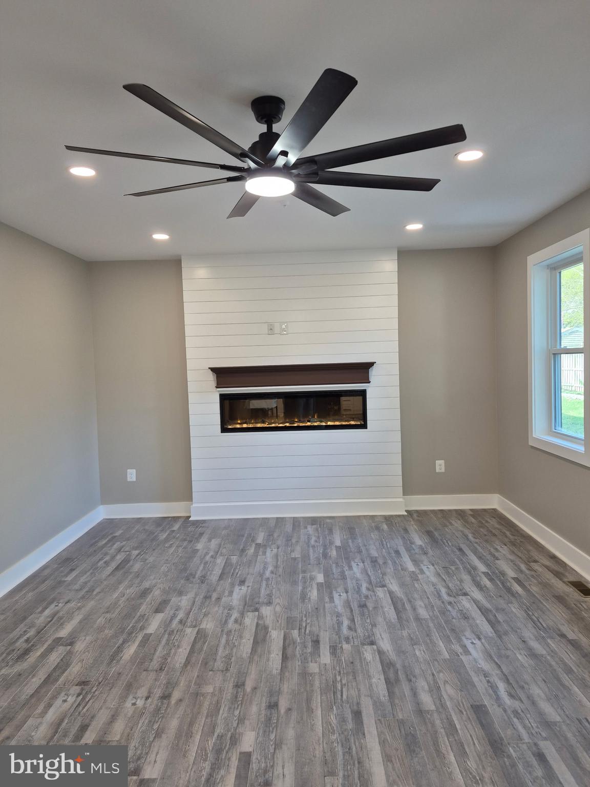 CARROLLTON MANOR - Residential