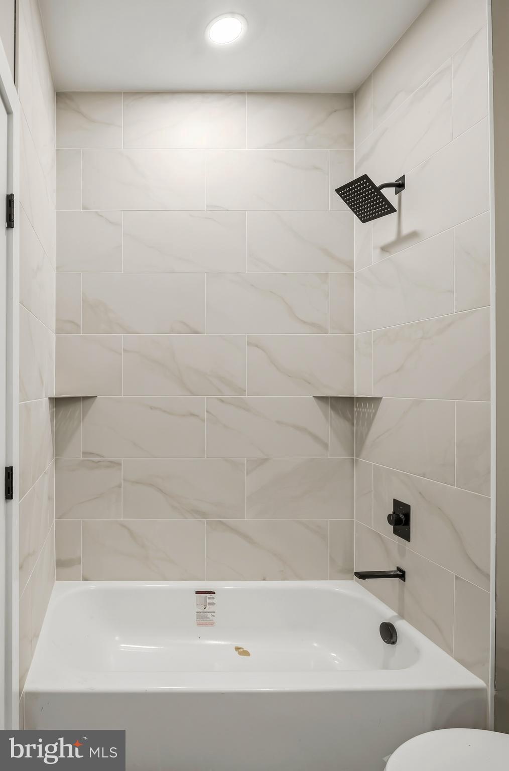 CARROLLTON MANOR - Residential