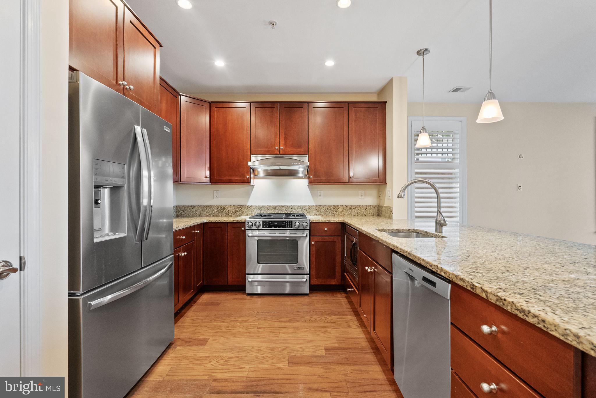 RHODES HILL SQUARE - Residential Lease