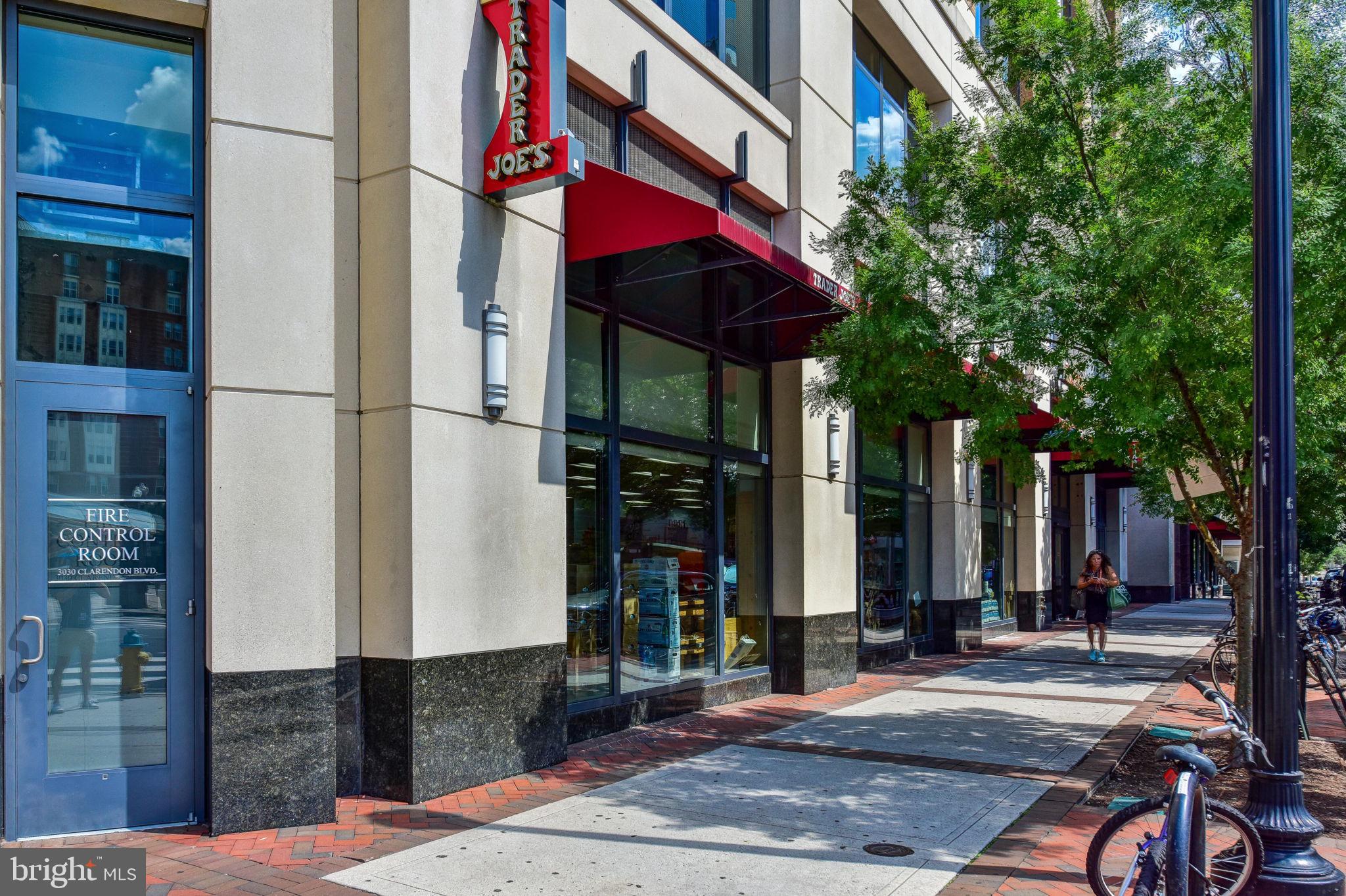 RHODES HILL SQUARE - Residential Lease