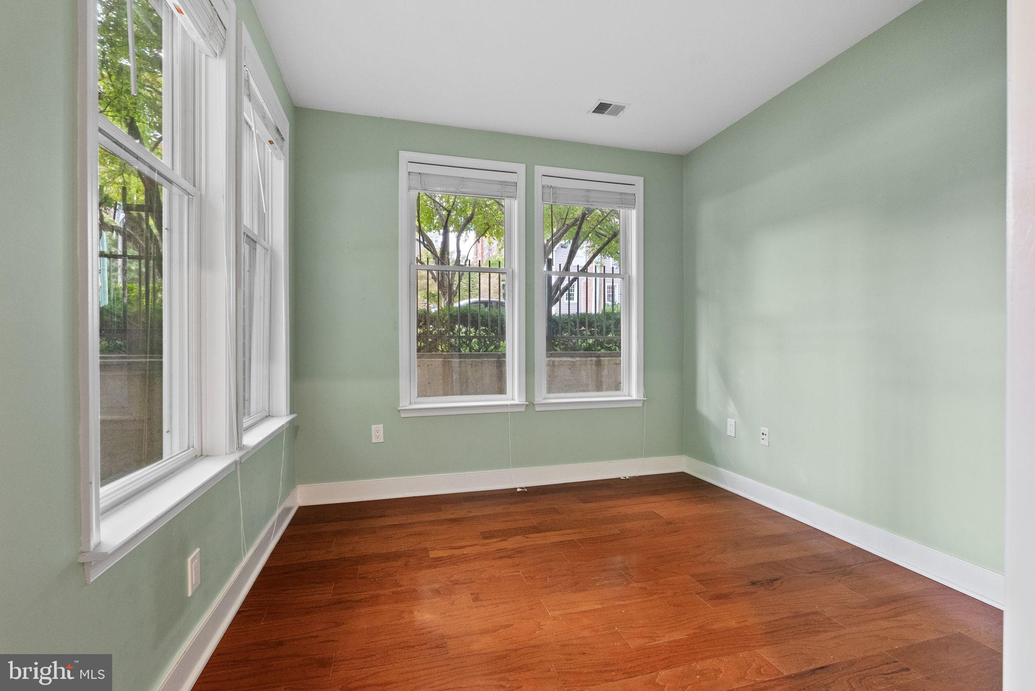 RHODES HILL SQUARE - Residential Lease