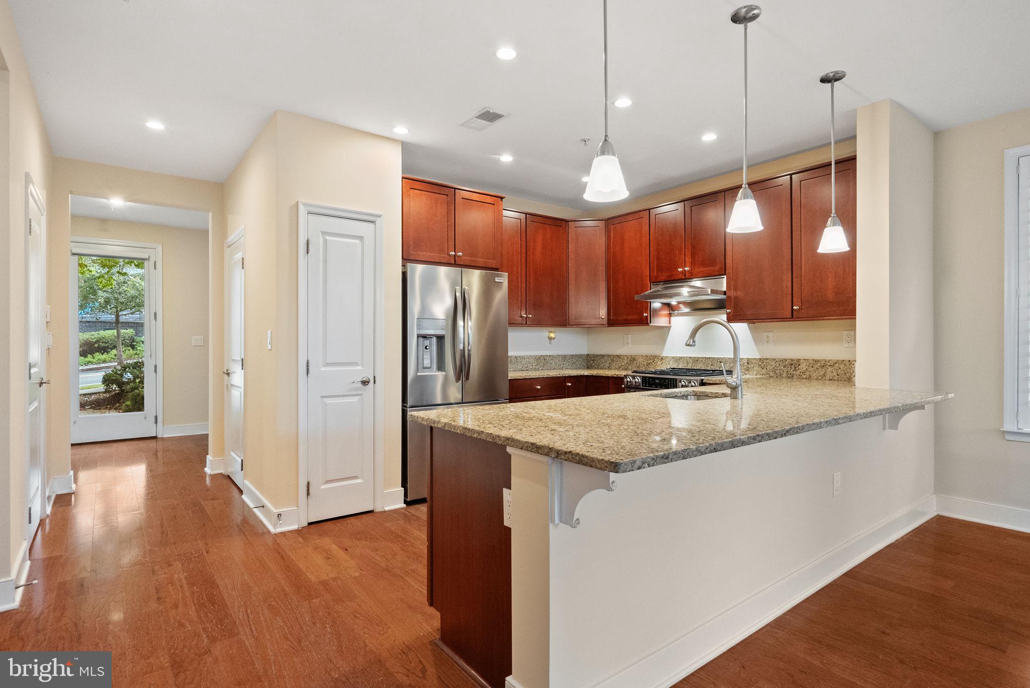 RHODES HILL SQUARE - Residential Lease