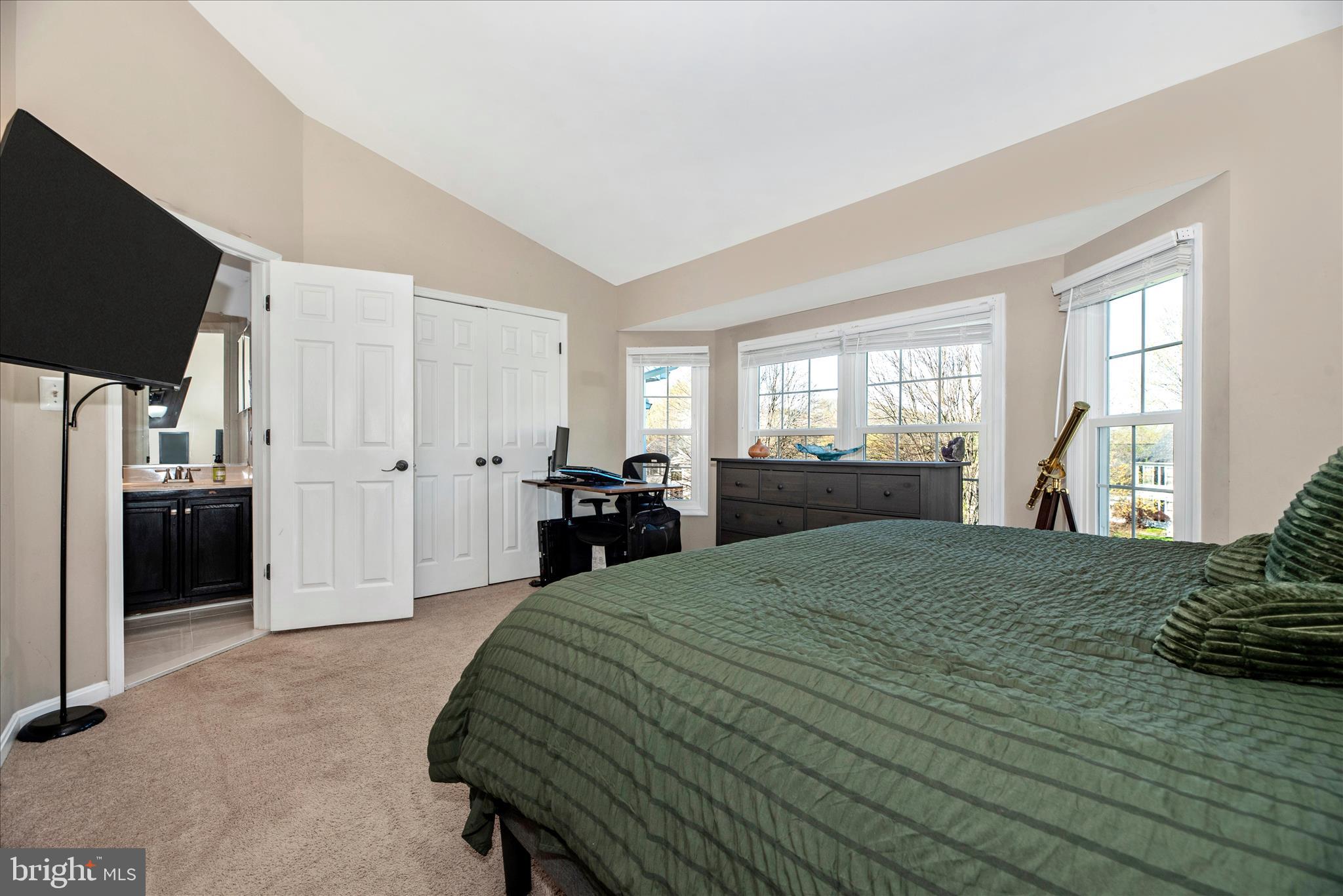 NORTH SHORE - Residential