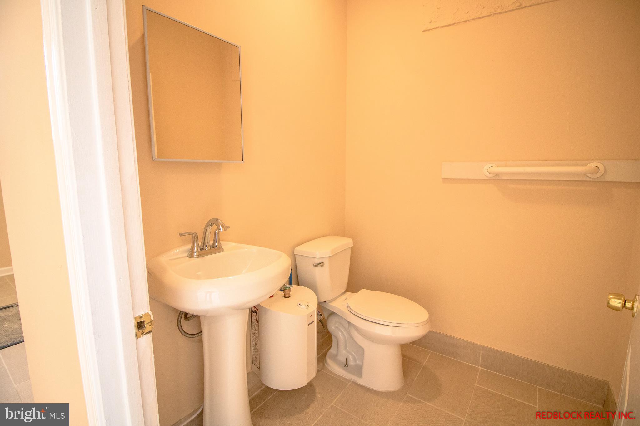 WEST OAK LANE - Commercial Sale