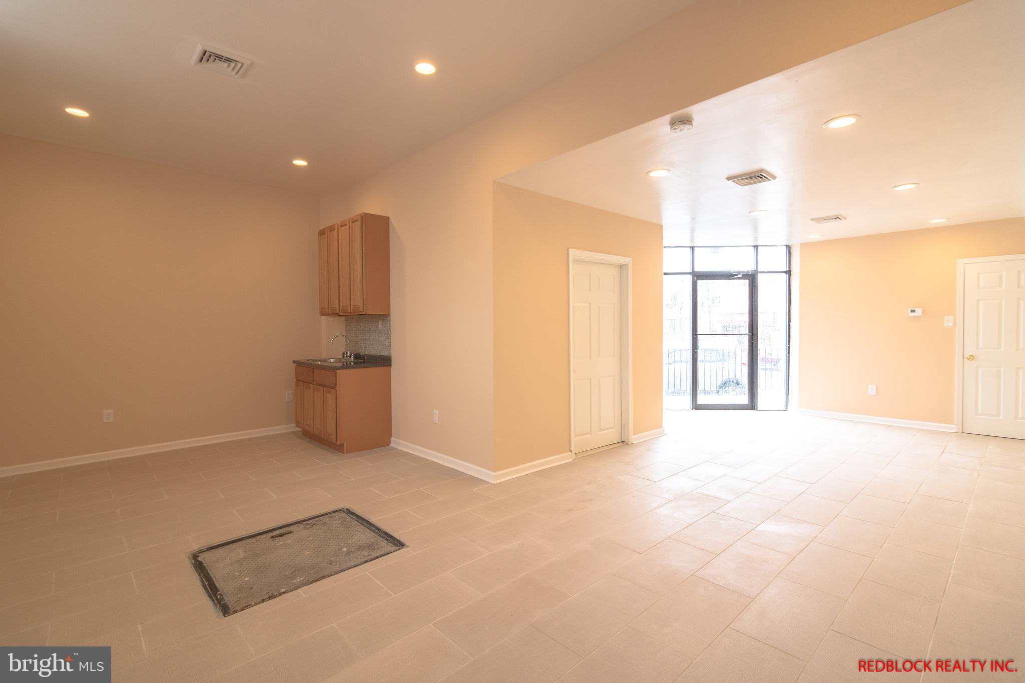 WEST OAK LANE - Commercial Sale